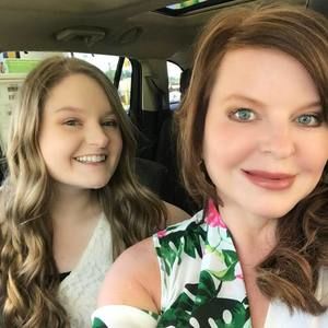 Meet your Posher, Mary kate